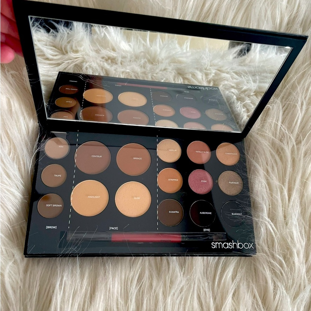 Smash box shape matters palette